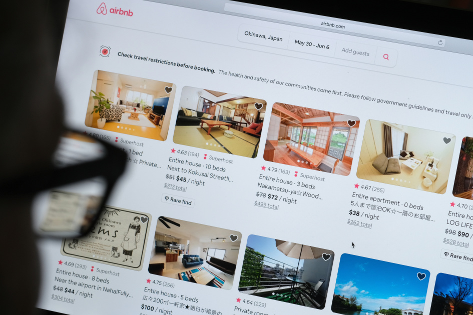 Airbnb agrees to hand over hosts’ data to settle its NYC lawsuit