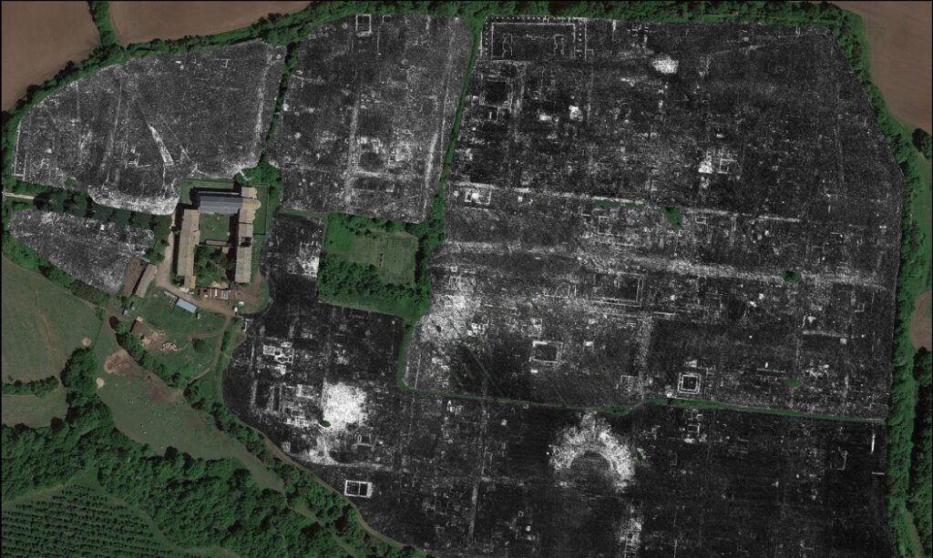 Archaeologists map an ancient Roman city without any digging