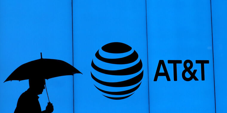 AT&T claims a phone made in 2019 will stop working, urges users to upgrade