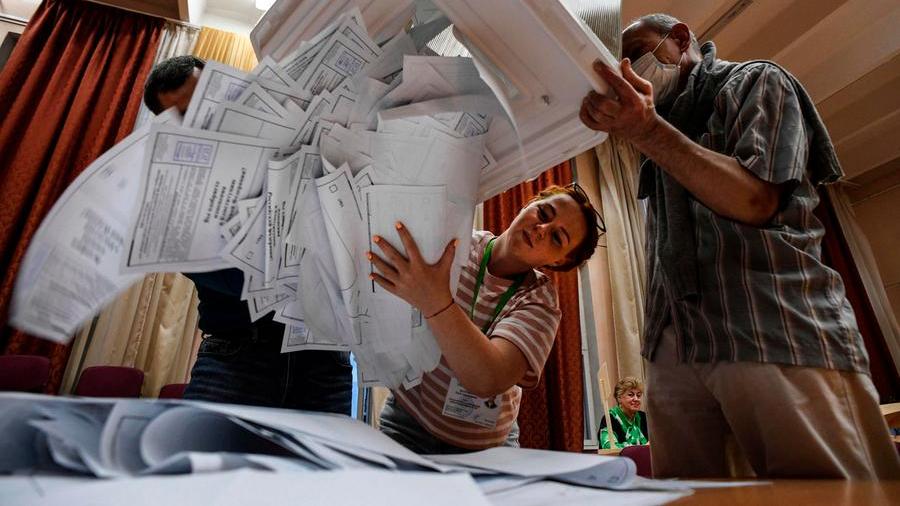 La Russia volta pagina, vince il sì al referendum sulla riforma della Costituzione - La Stampa