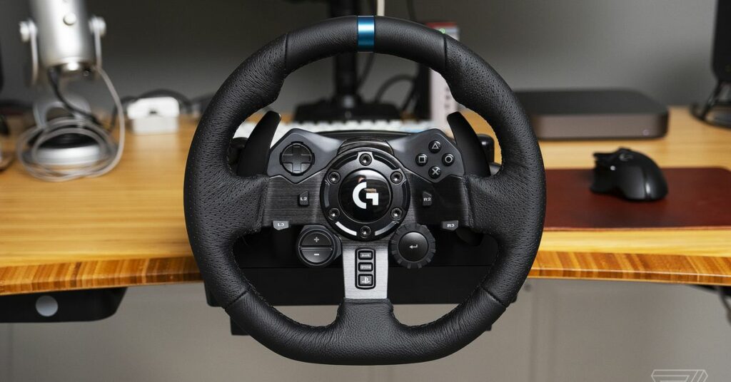 Logitech’s new G923 racing wheel will come with an state-of-the-art