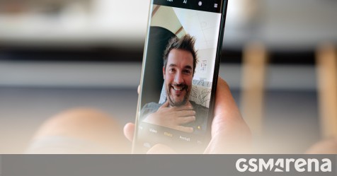 Xiaomi Mi 10 Ultra handles bottom-up selfie camera with hands-on video