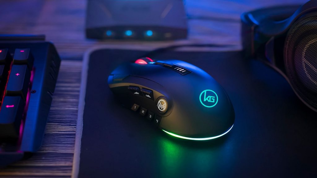 IO Gear MMOMENTUM Pro MMO Gaming Mouse Review: Hot Bar with One Hand