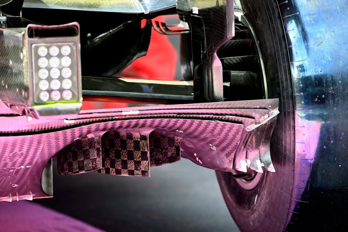 Mercedes W12 diffuser detail with flo viz paint