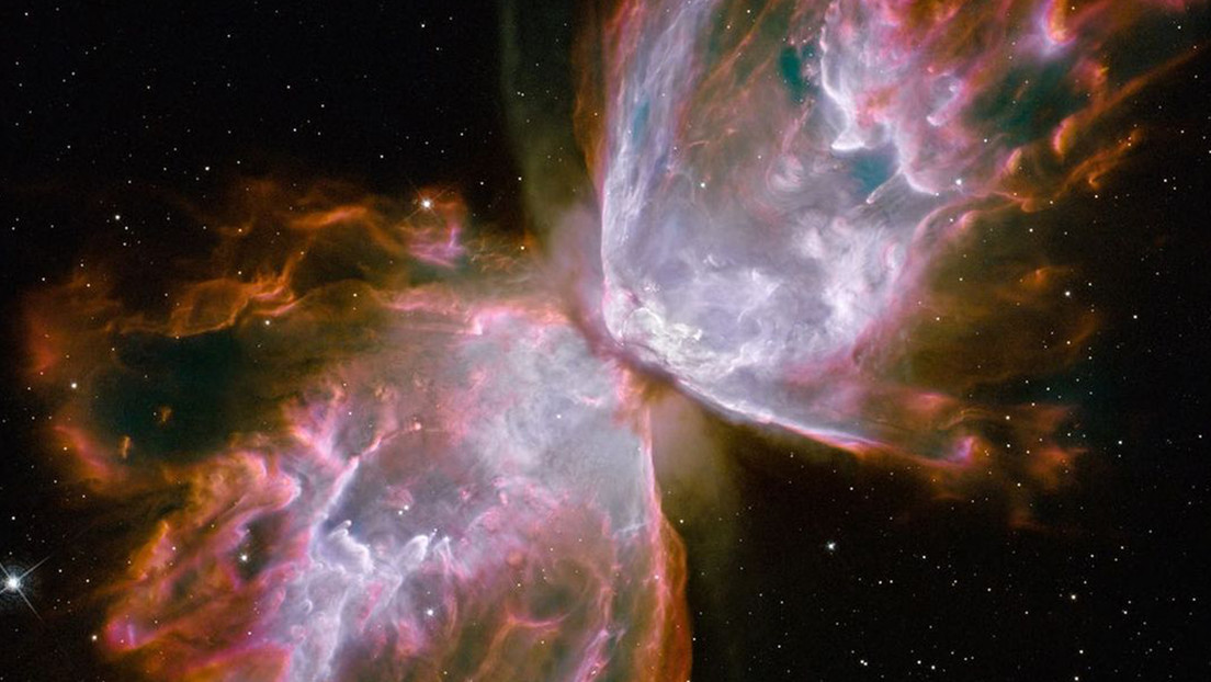 NASA shows the image of a violent cosmic butterfly "that stings like a bee"