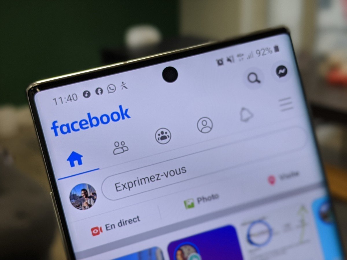 The Facebook app is about to bring back some features that had previously been removed in favor of Messenger.