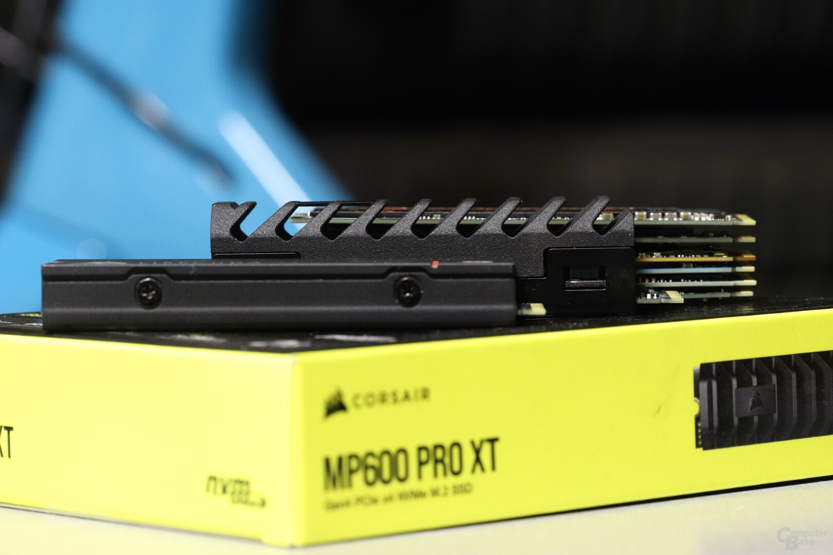 Corsair MP600 Pro XT - Coolest towers on FireCuda 530 (Front) and even Coolerless NVMe Six SSD Stack