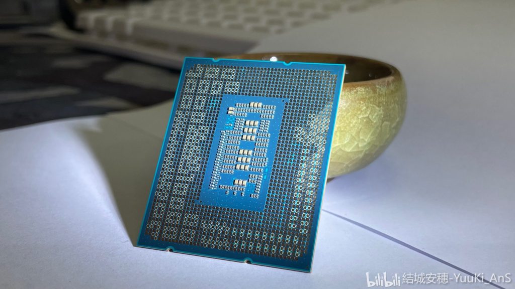 Intel Core i9-12900K 'QS' ranks above AMD Ryzen 9 5950X