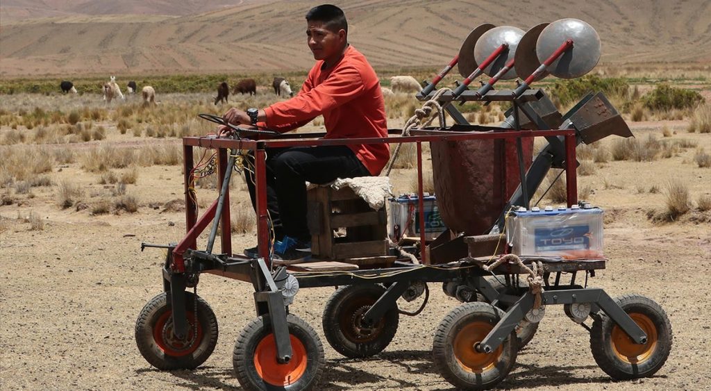 Bolivia: “Satiri”, the seeding robot, the invention of a young man to simplify agriculture |  World