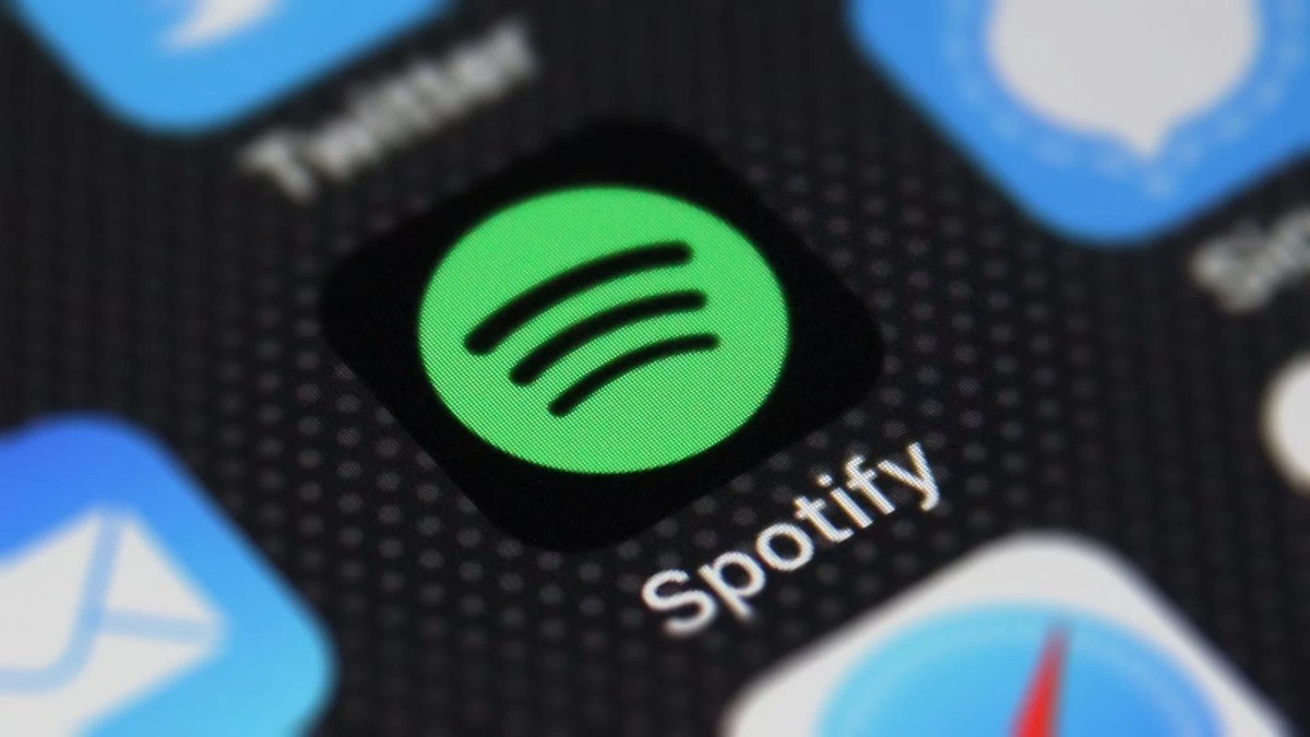 spotify down disruptions to both mobile app and website