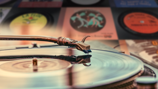 Vinyl is back: 310,000 records can be downloaded for free