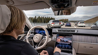 Here we go with driverless cars, but only on the highway and only up to 60 km/h. 