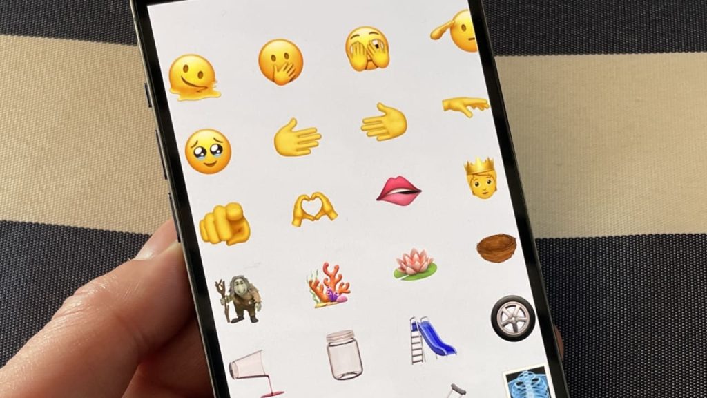 New iOS 15.4 software: these emojis now come to the iPhone |  life and knowledge
