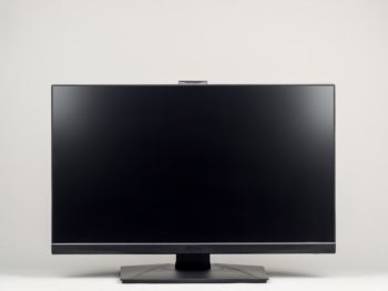 Monitor in the lowest position from the front