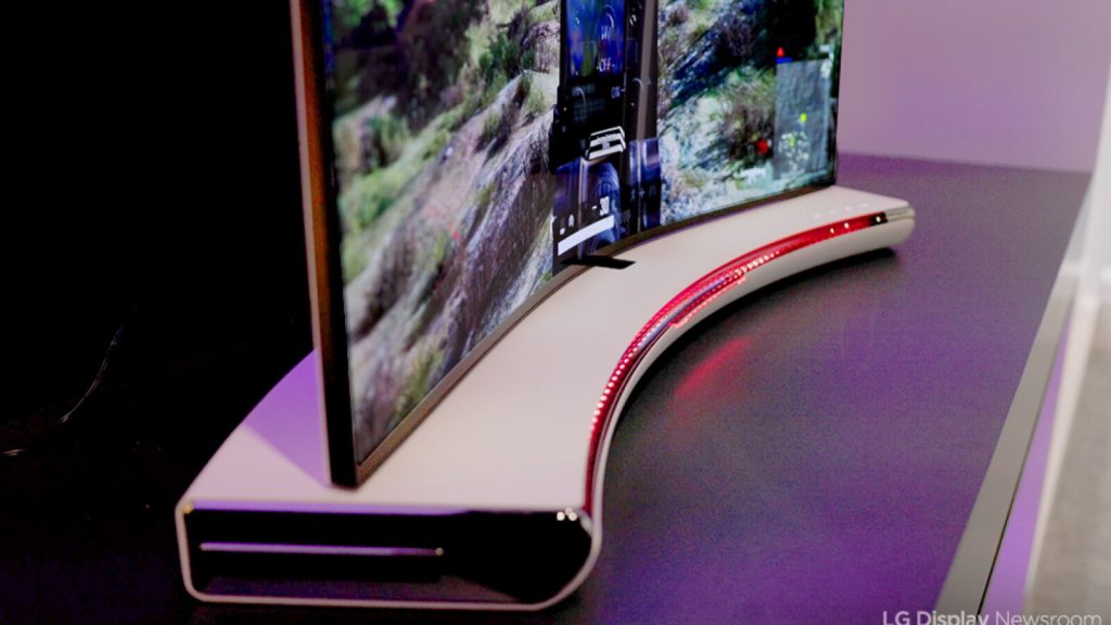 Flexible gaming monitors: LG unveils prototypes