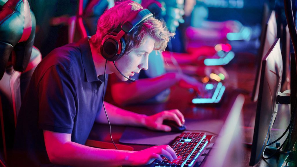 For "normal" gamers: Amazon launches a huge eSports tournament