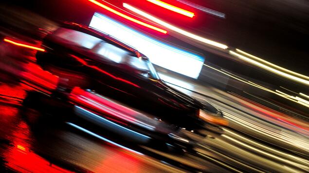 Suspicion of car racing: 160 km/h on the Berlin city highway - police arrest speed drivers - Berlin