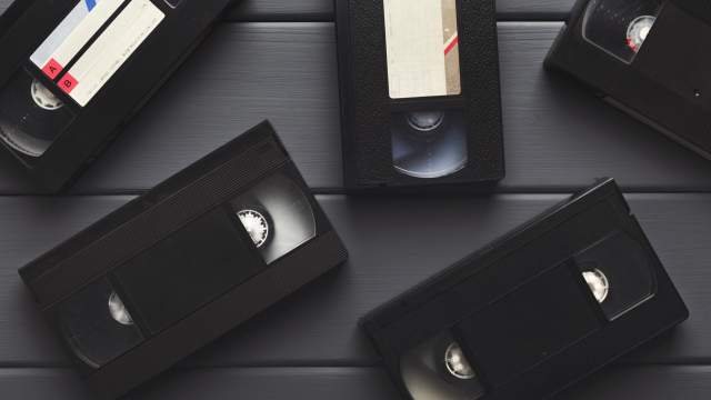 These Movies Aren't Even Available On Netflix - Download Over 56,000 VHS Cassettes For Free