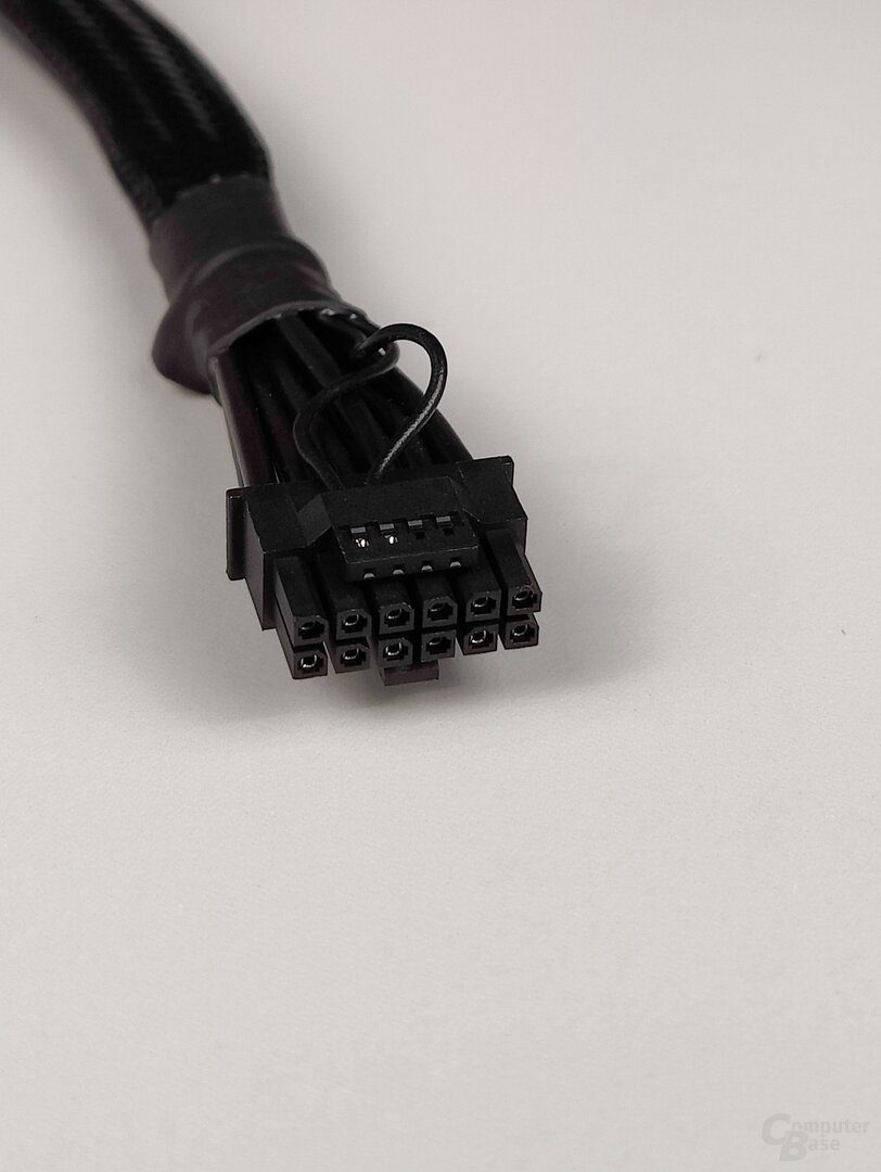 16-pin connector (12+4) 12VHPWR
