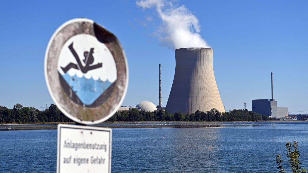 Majority of Greens support longer deadlines for nuclear power plants