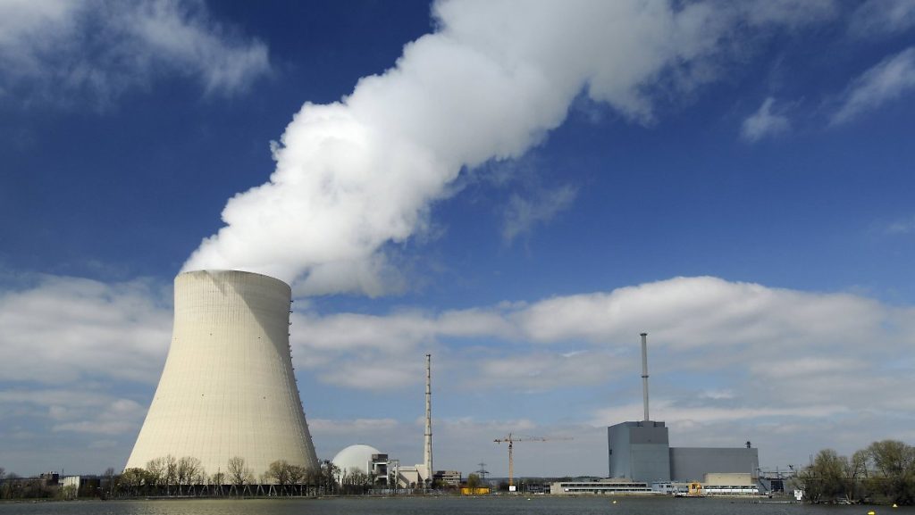 Stress test results out: Habeck announces verdict on nuclear power plant extension