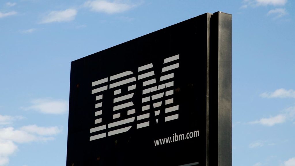 Forecast elevated: IBM reports strong business and big loss